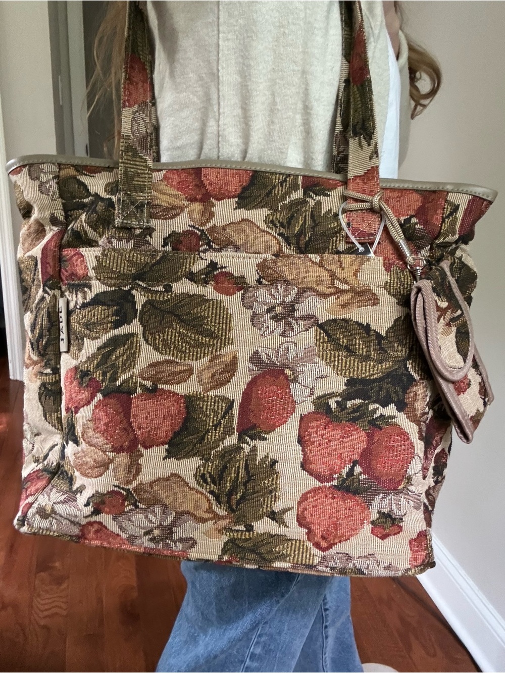 Cottagecore Tapestry Strawberry Tote Bag Garden Girl Vintage Boho Purse - Picture 12 of 13